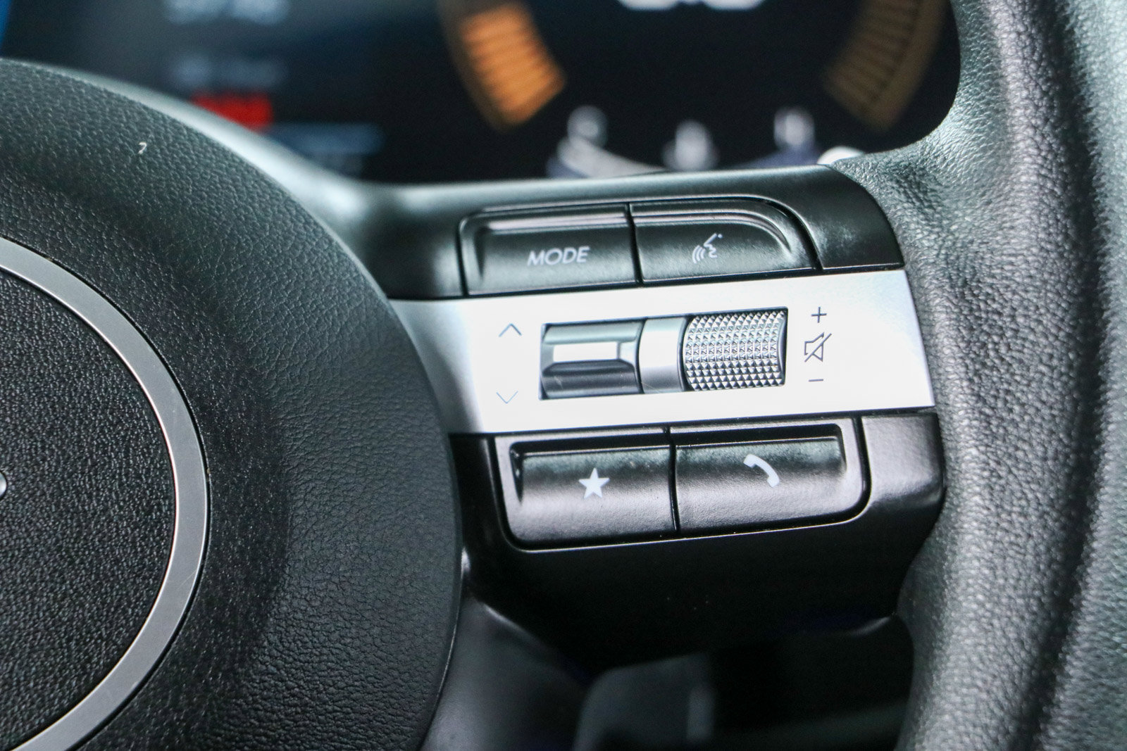 Used 2025 Hyundai Sonata SEL FWD image 14