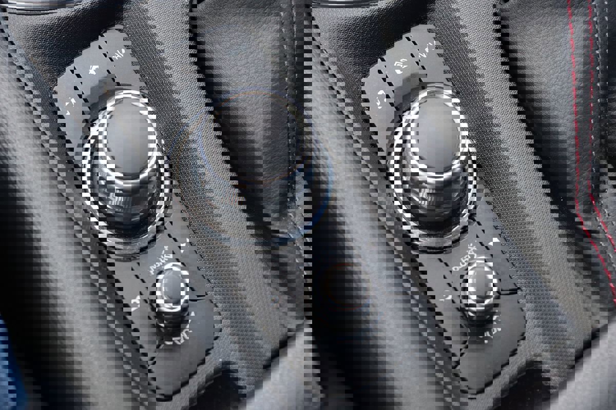 Used 2017 MAZDA MX-5 Miata RF Grand Touring image 35