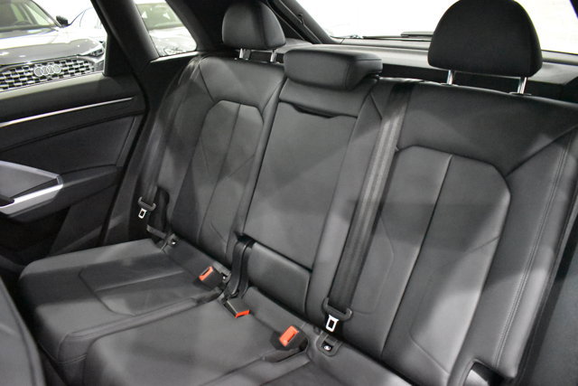 Used 2025 Audi Q3 2.0T Premium w/ Convenience Package AWD/4WD image 44