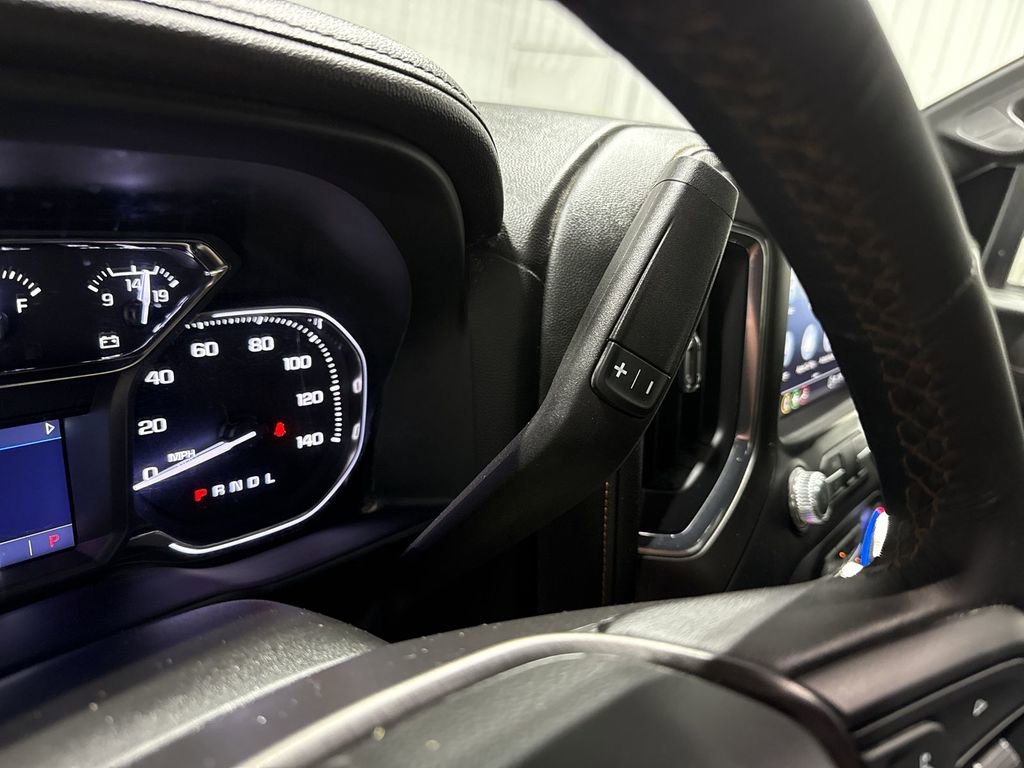 Used 2022 GMC Sierra 2500 AT4 image 16