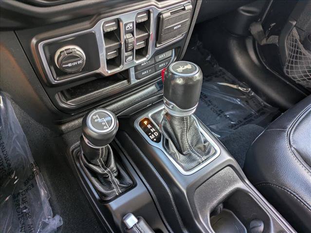 Used 2021 Jeep Wrangler Unlimited Sahara AWD/4WD image 13