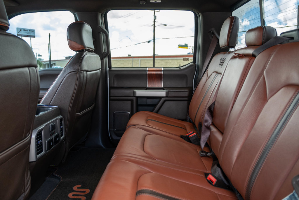 Certified 2021 Ford F250 King Ranch w/ King Ranch Ultimate Package AWD/4WD image 17