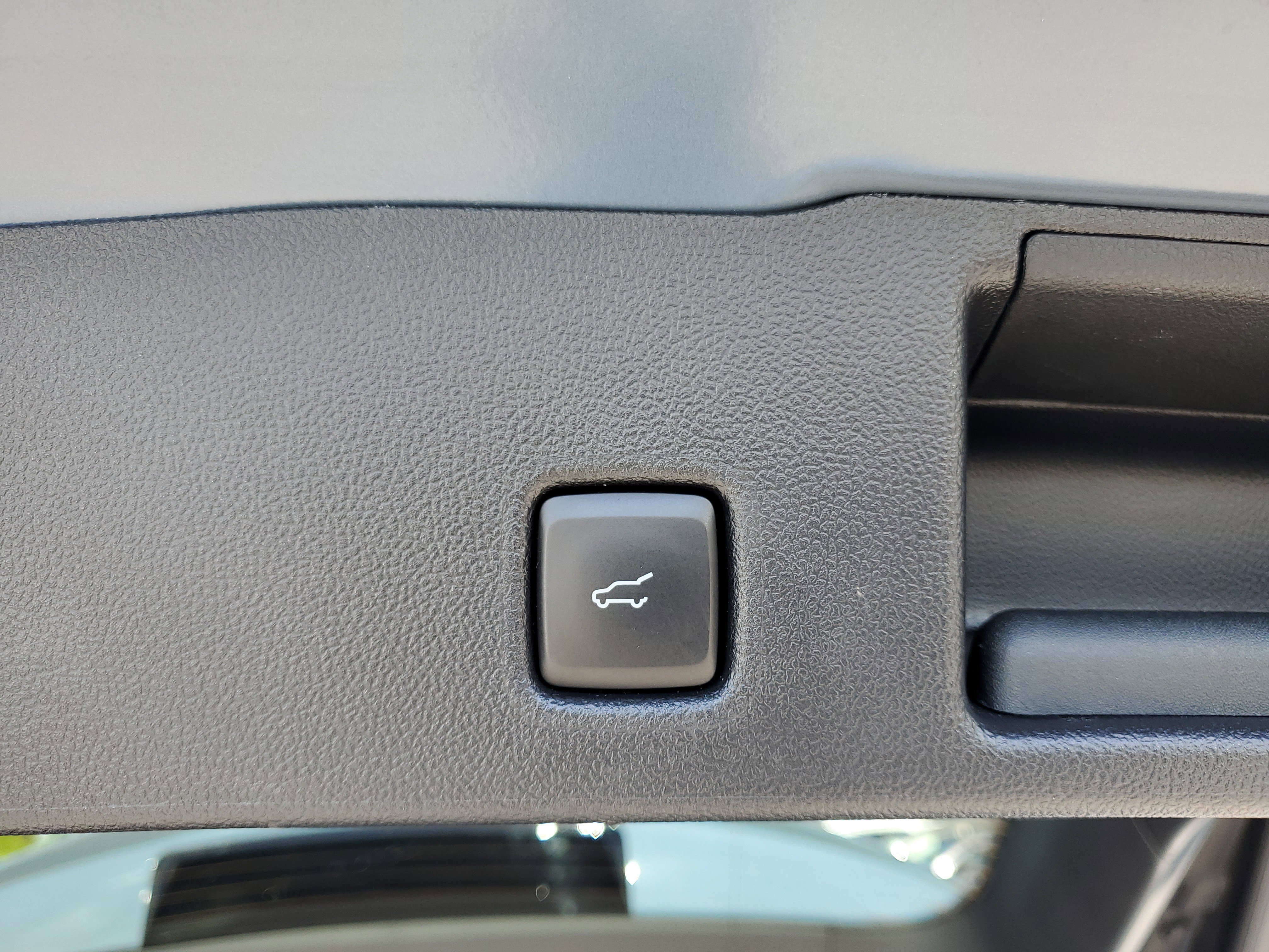 Used 2023 Ford Escape ST-Line w/ Equipment Group 301A image 9