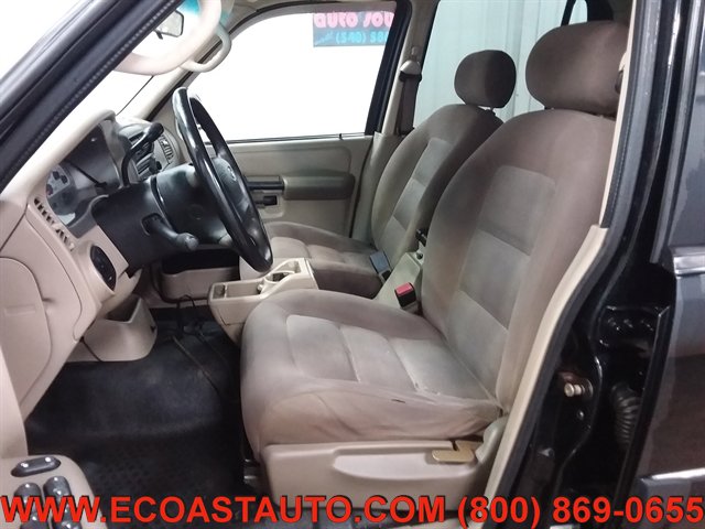Used 2004 Ford Explorer Sport Trac Adrenalin image 10