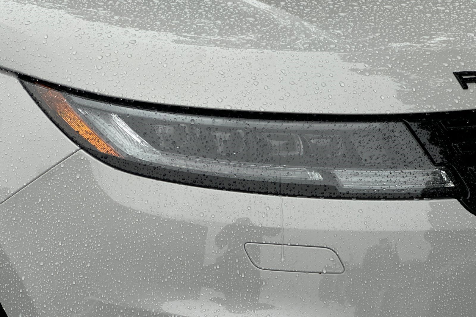 Used 2025 Land Rover Range Rover Sport Dynamic SE image 12