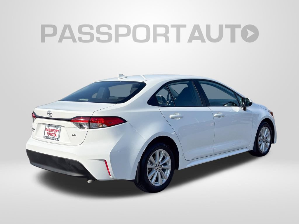 Certified 2025 Toyota Corolla LE w/ LE Premium Package FWD image 7
