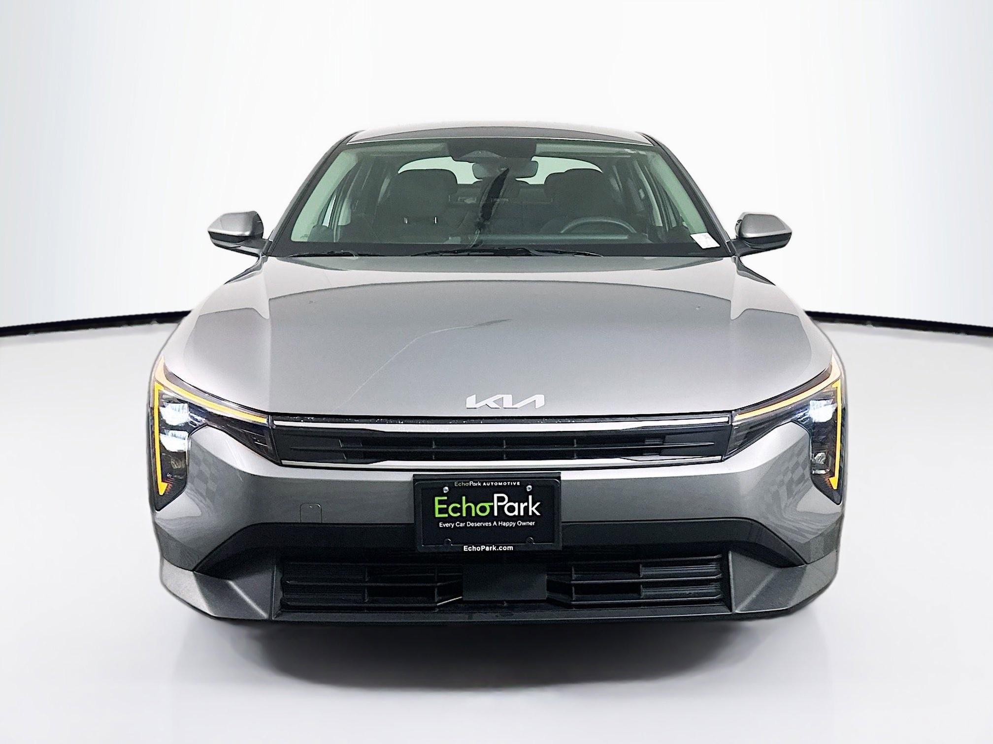 Used 2025 Kia K4 LXS image 2