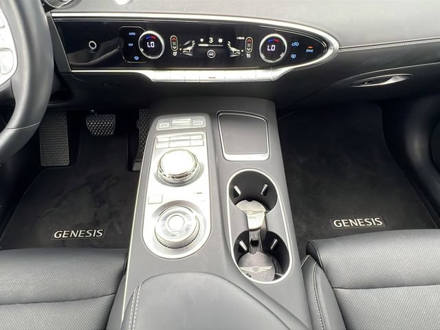 Certified 2025 Genesis GV70 2.5T AWD/4WD image 15