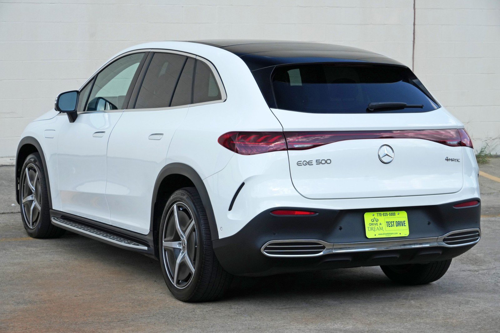 Used 2023 Mercedes-Benz EQE 500 4MATIC SUV w/ Exclusive Trim Package image 48
