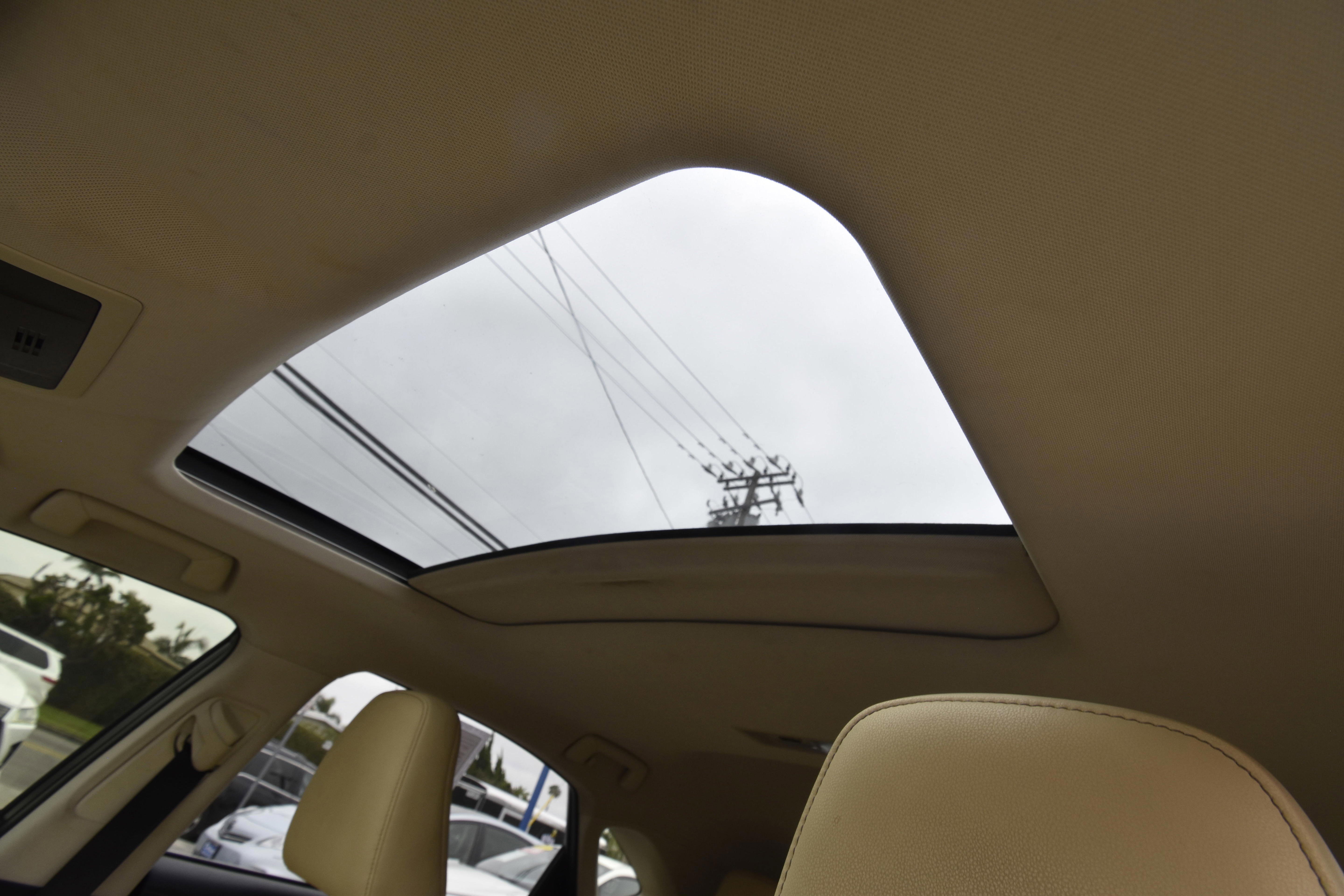 Used 2017 Lexus NX 200t FWD w/ Premium Package image 16