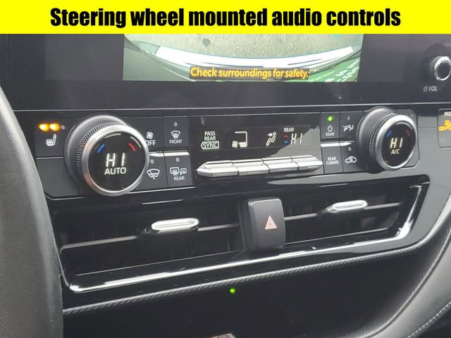 Used 2023 Toyota Highlander L image 18