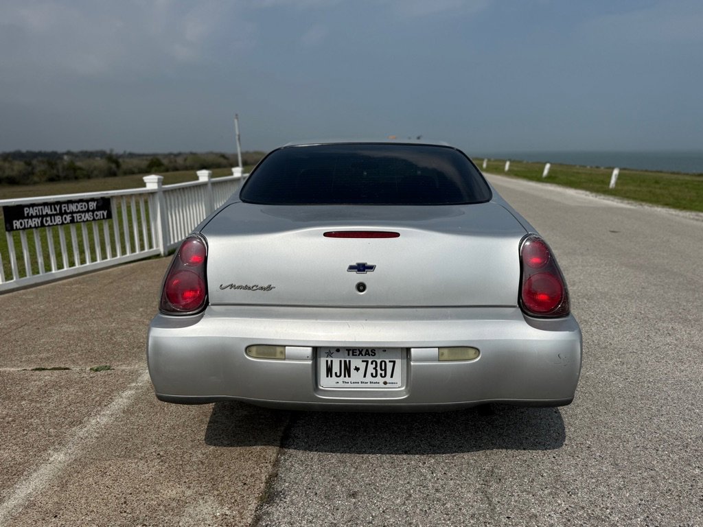 Used 2001 Chevrolet Monte Carlo LS image 6