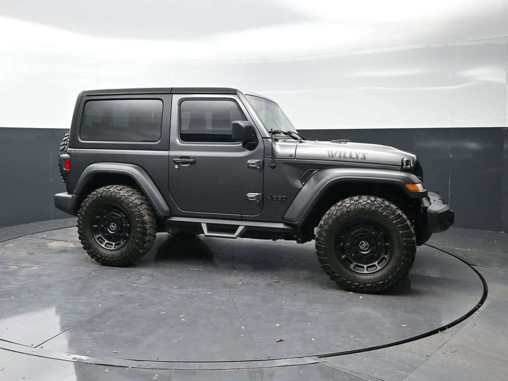 Used 2023 Jeep Wrangler Willys video 3