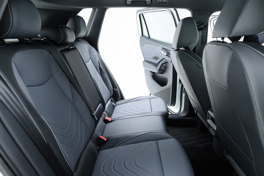New 2026 Volkswagen Tiguan SE R-Line image 38