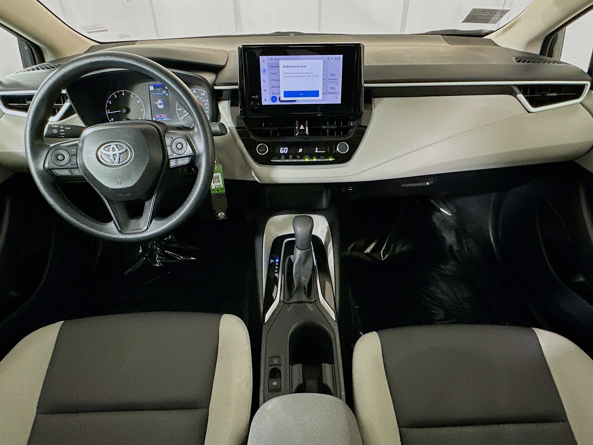 Used 2025 Toyota Corolla LE FWD image 26