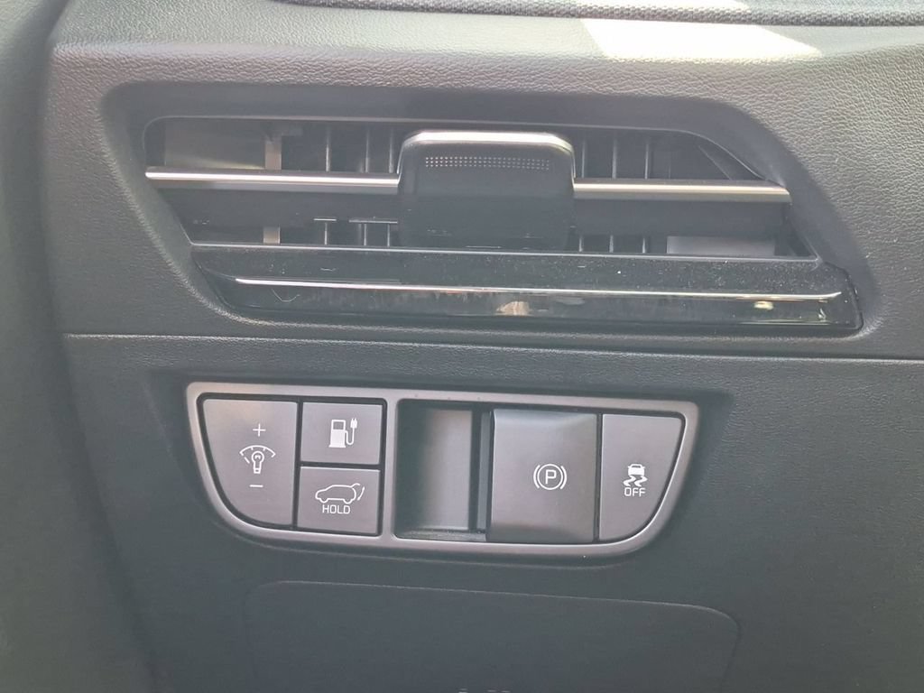Certified 2024 Kia EV6 Wind w/ Wind Technology Package RWD image 18