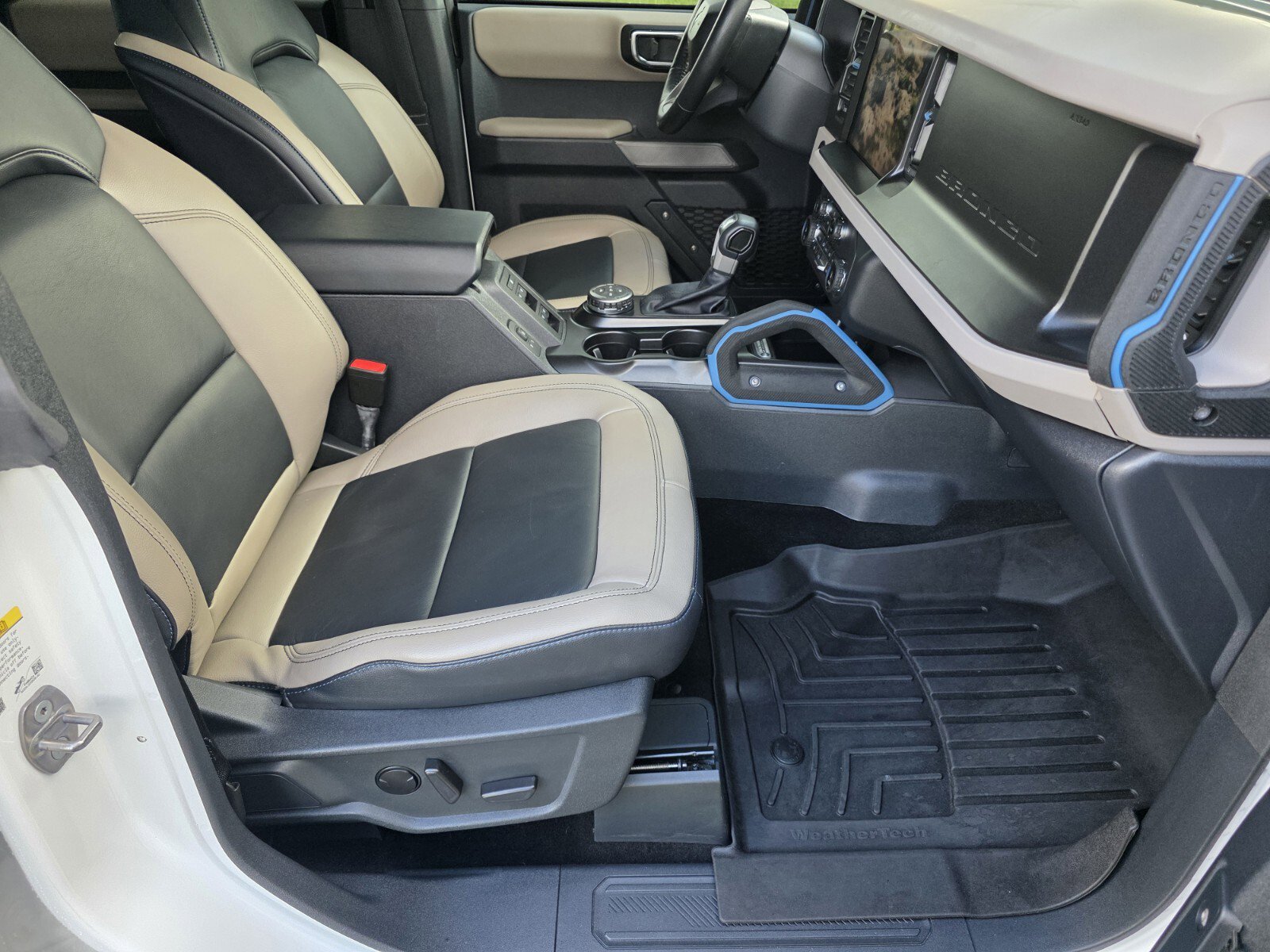 Used 2022 Ford Bronco Wildtrak AWD/4WD image 3
