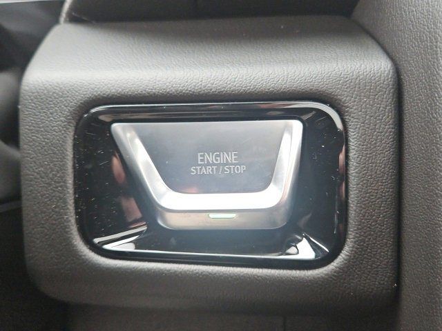 New 2026 GMC Yukon Denali w/ Sun & Power Step Package image 31