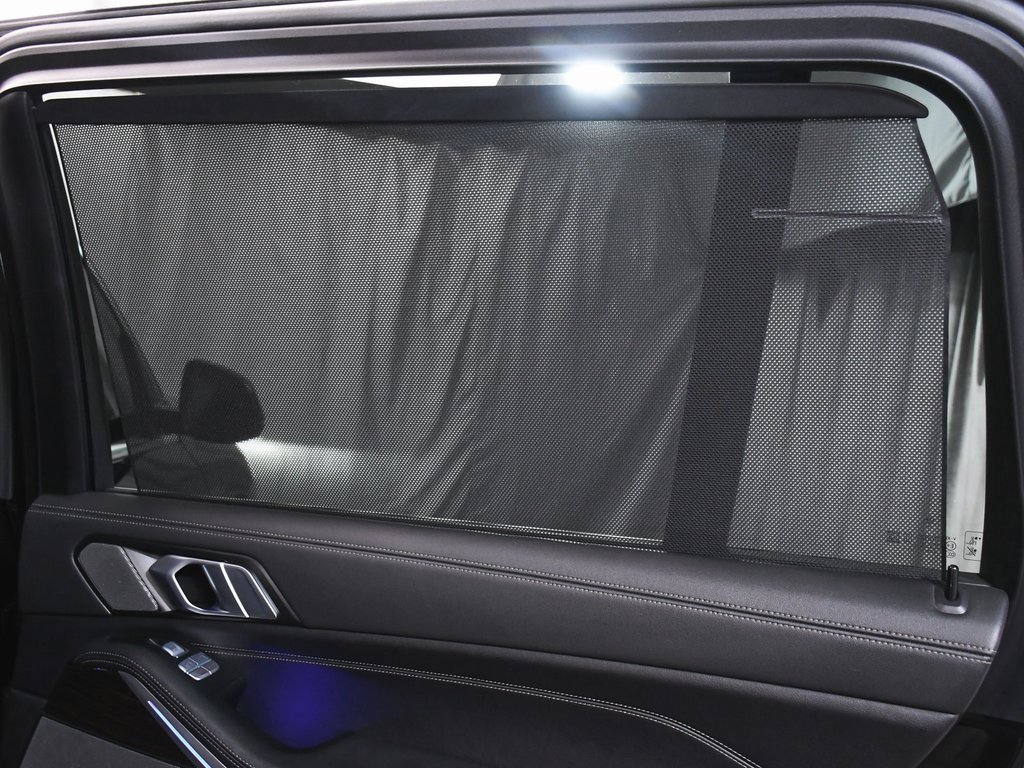 Used 2024 BMW X7 xDrive40i image 15