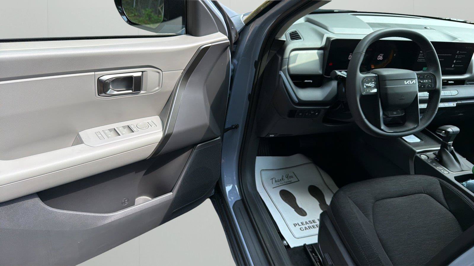 New 2027 Kia Seltos S FWD image 23