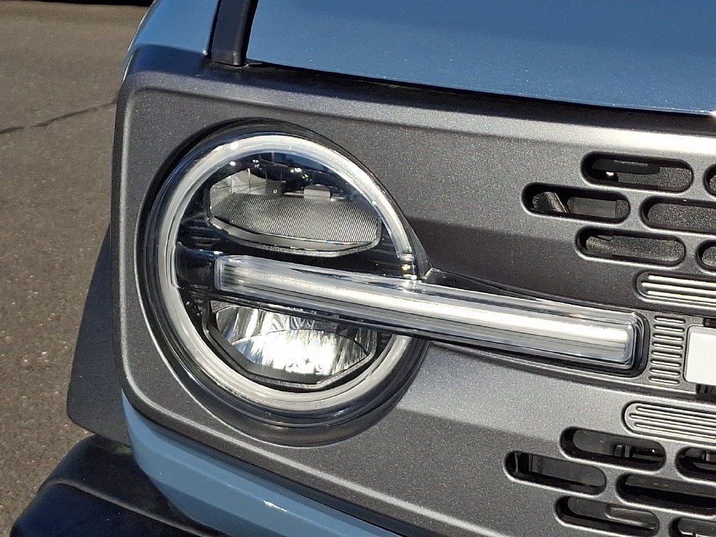 Certified 2025 Ford Bronco Badlands AWD/4WD image 9