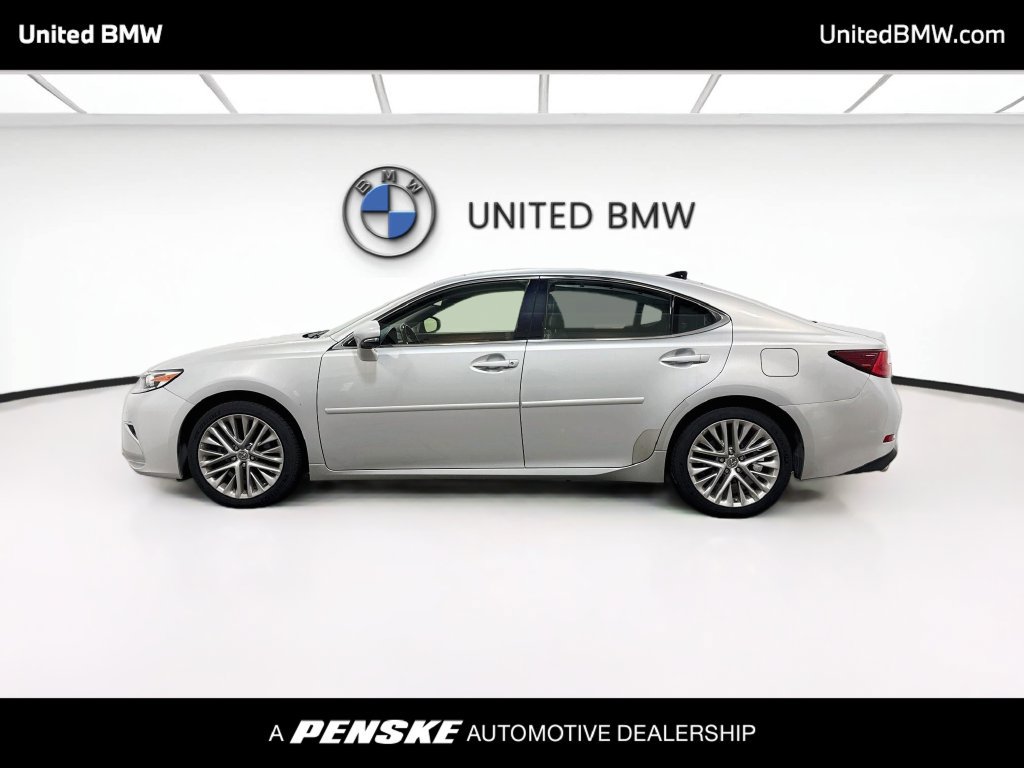 Used 2016 Lexus ES 350 w/ Ultra Luxury Package FWD image 8