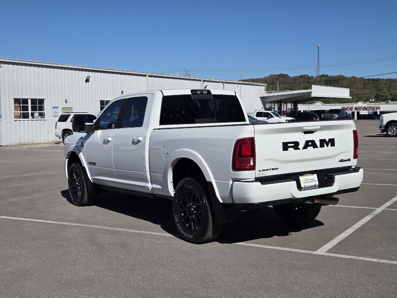 Used 2025 RAM 2500 Limited AWD/4WD image 5