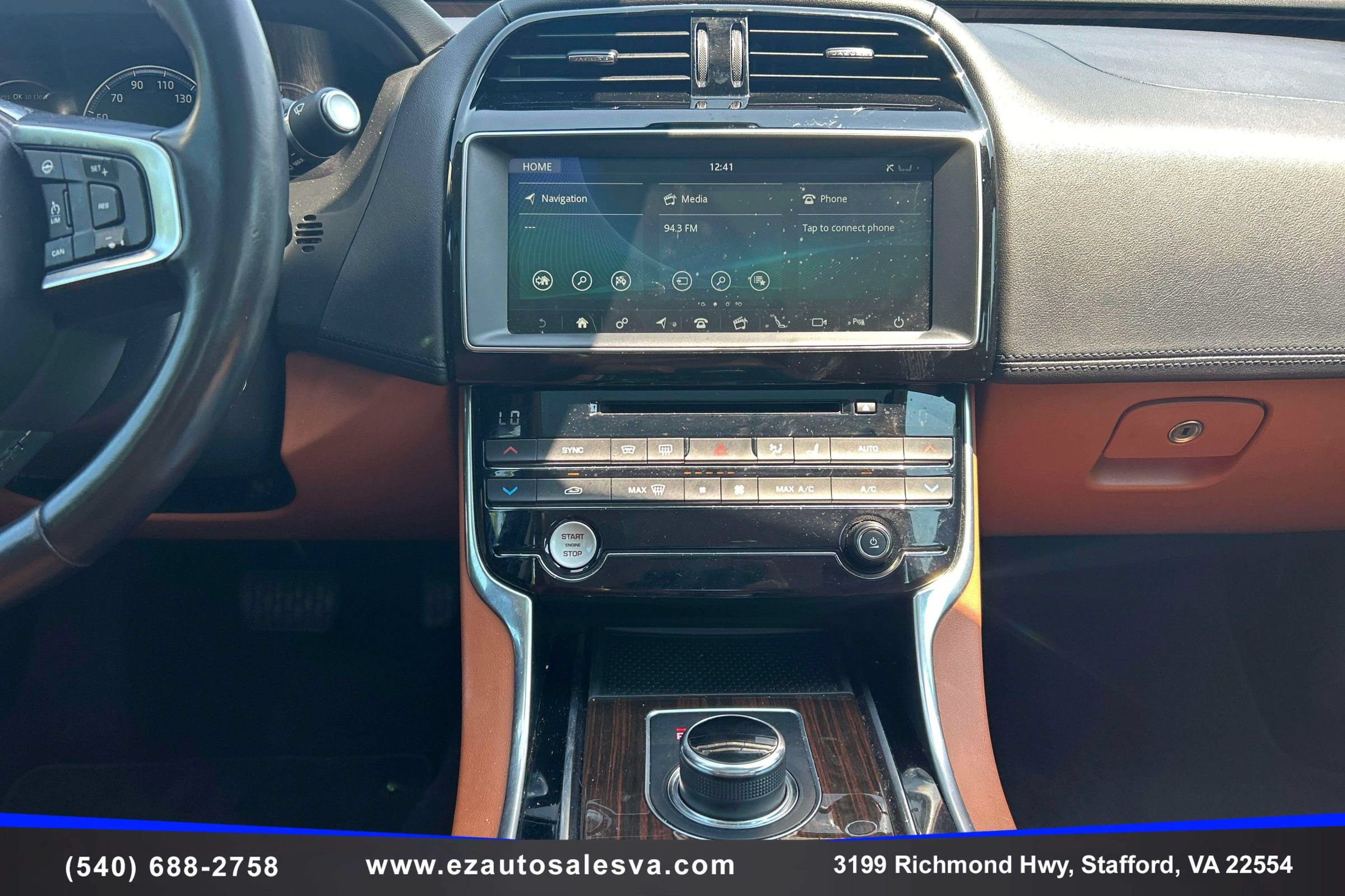 Used 2018 Jaguar XE Portfolio AWD/4WD image 16