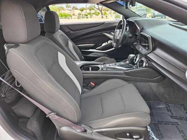 Used 2016 Chevrolet Camaro SS RWD image 24