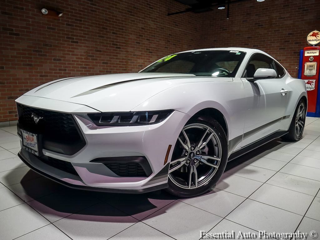Used 2024 Ford Mustang Premium RWD image 2