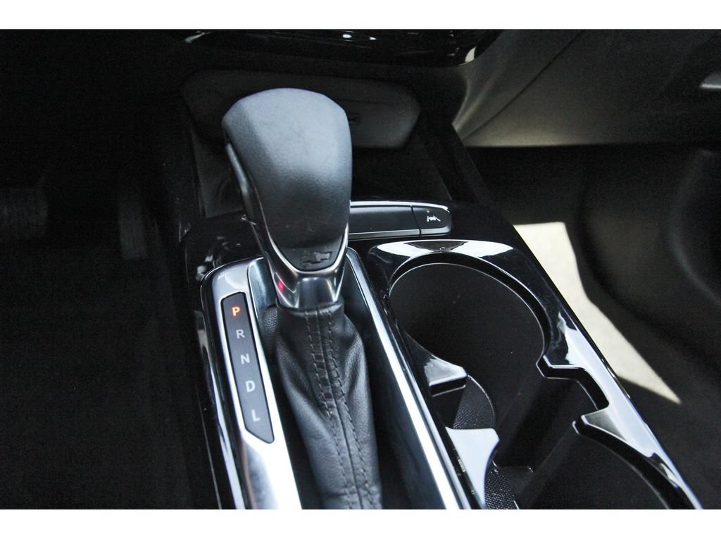 Used 2025 Chevrolet Trax ACTIV w/ Sunroof Package FWD image 24