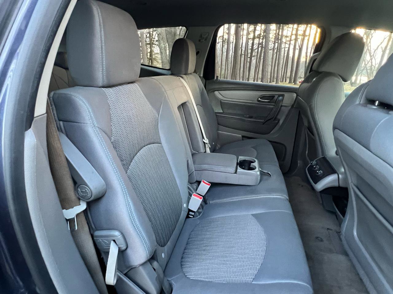 Used 2013 Chevrolet Traverse LS image 24