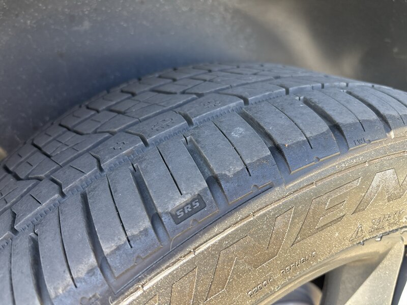 Used 2006 Porsche Cayenne Turbo S AWD/4WD image 17