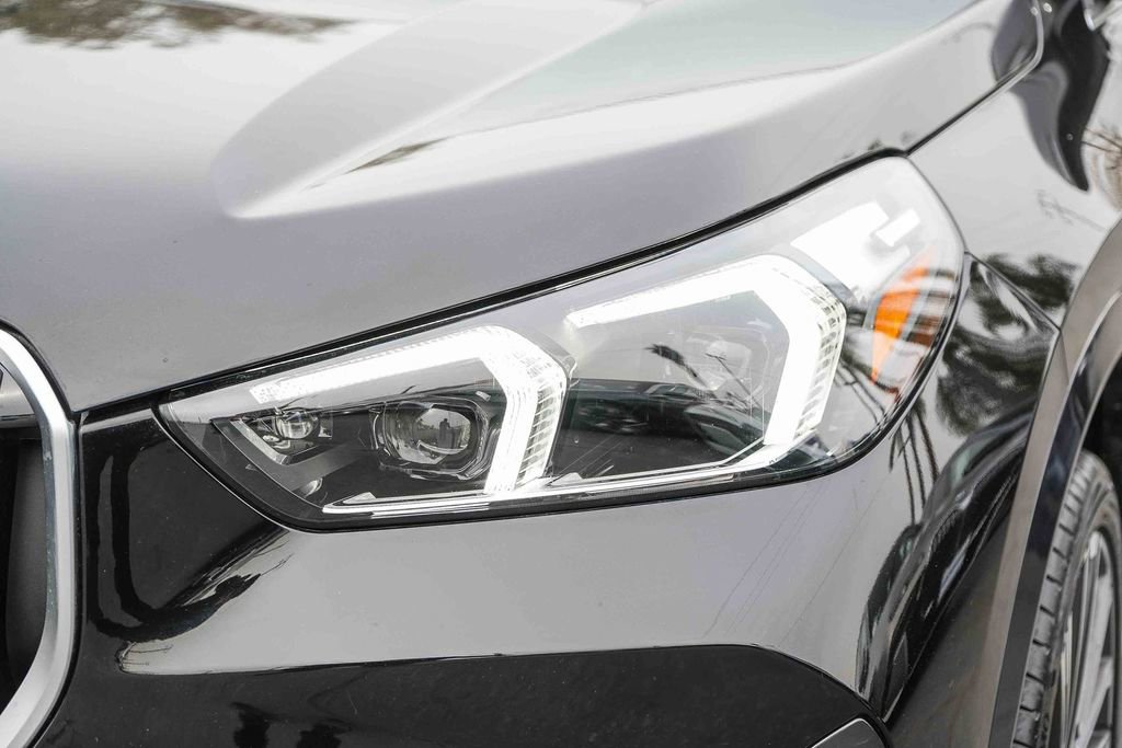 Used 2025 BMW X1 xDrive28i w/ Technology Package image 10