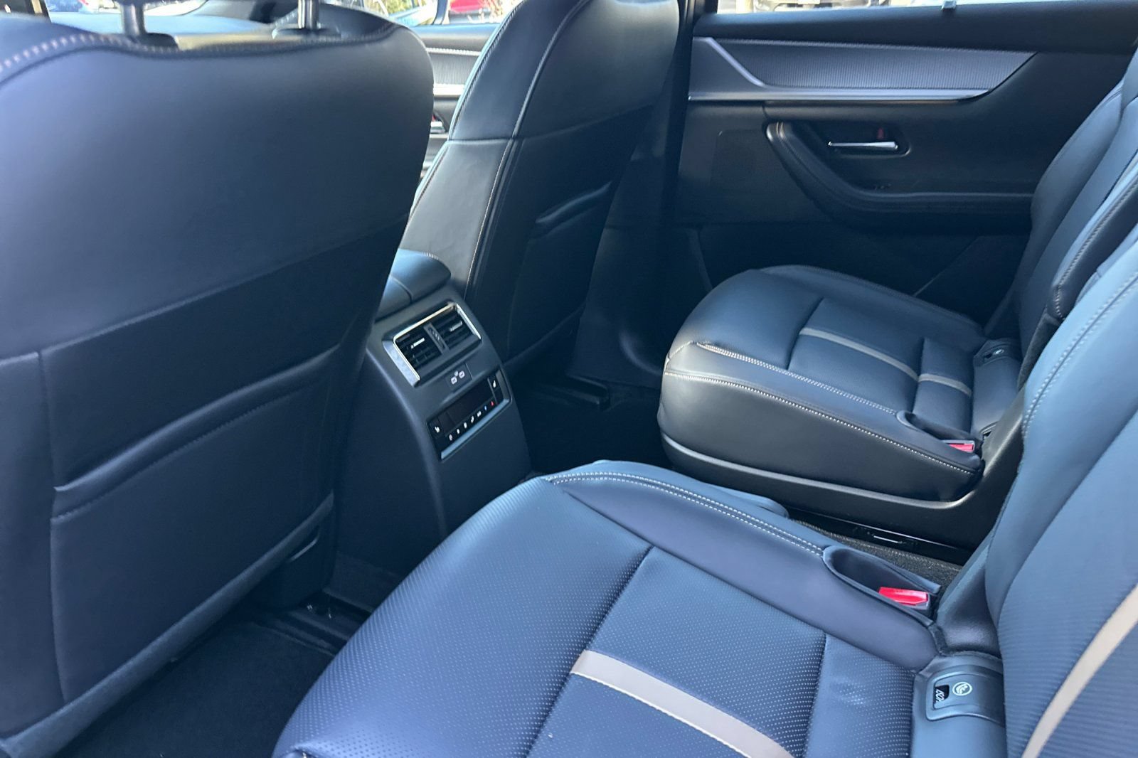 New 2026 MAZDA CX-90 Plug-In Hybrid w/ Premium Plus AWD/4WD image 10