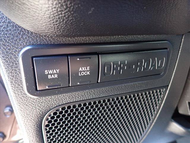Used 2014 Jeep Wrangler Unlimited Rubicon w/ Connectivity Group AWD/4WD image 12