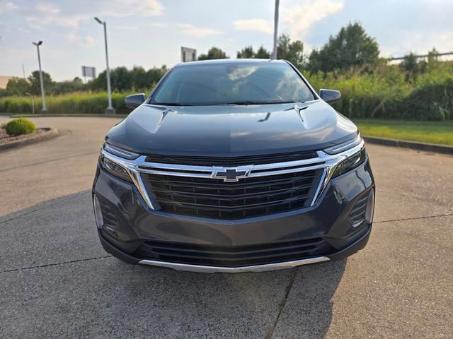Used 2023 Chevrolet Equinox LT image 2