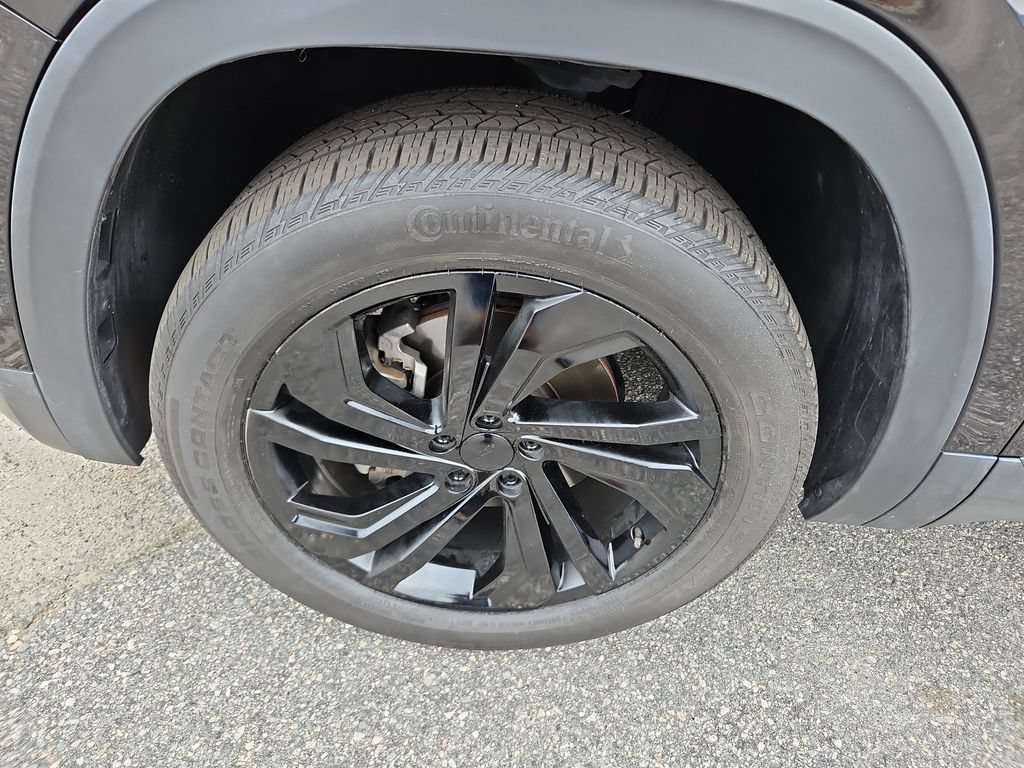 Used 2021 Volkswagen Atlas SEL Premium AWD/4WD image 37
