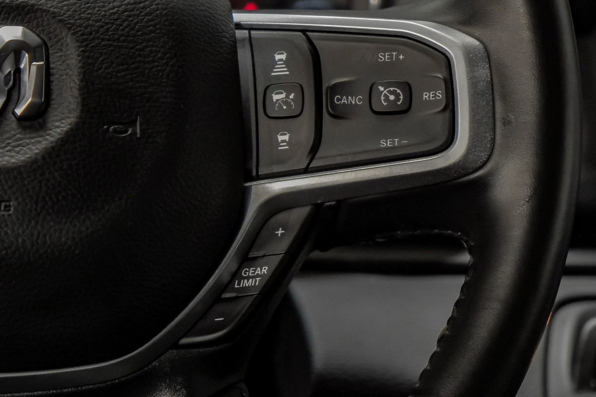 Used 2024 RAM 2500 Big Horn w/ Safety Group image 18