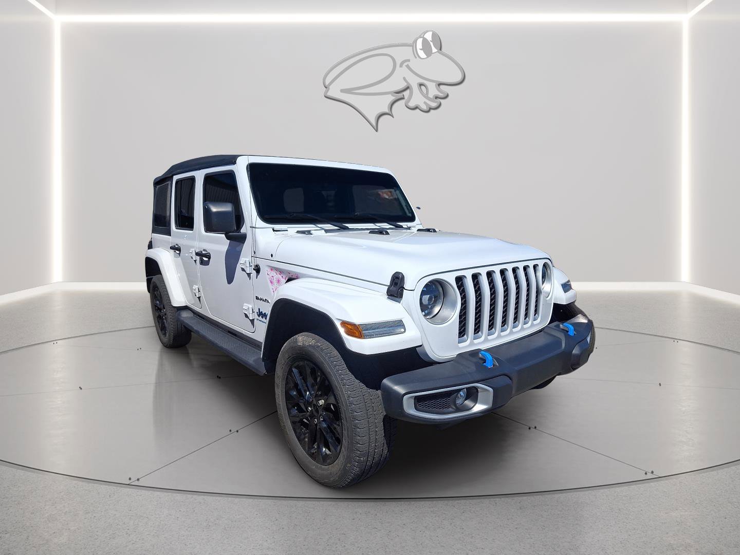 Used 2023 Jeep Wrangler Unlimited Sahara w/ Cold Weather Group AWD/4WD image 10