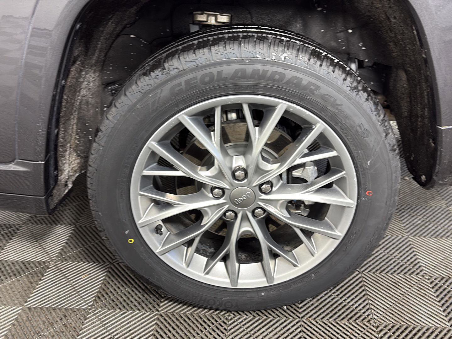 Used 2022 Jeep Grand Cherokee Summit w/ Advanced Protech Group IV image 15