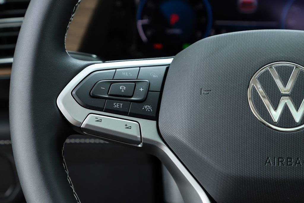 New 2026 Volkswagen Atlas SE FWD image 21