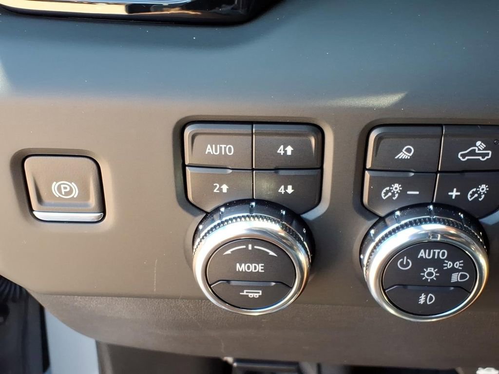 Used 2024 GMC Sierra 1500 AT4X w/ AT4X AEV Edition AWD/4WD image 34