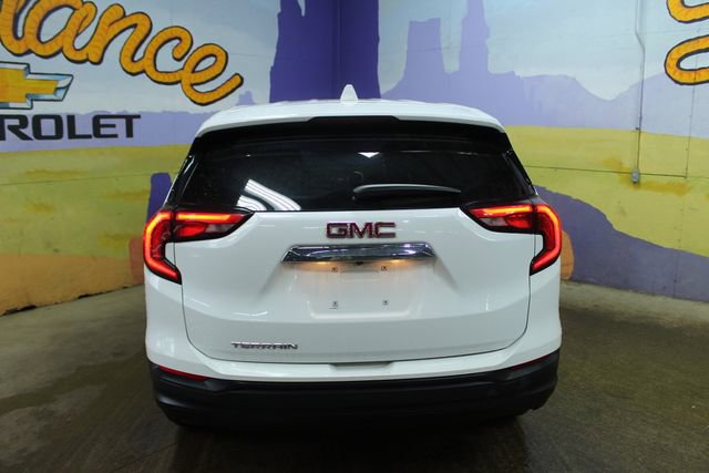 Used 2020 GMC Terrain SLE image 3