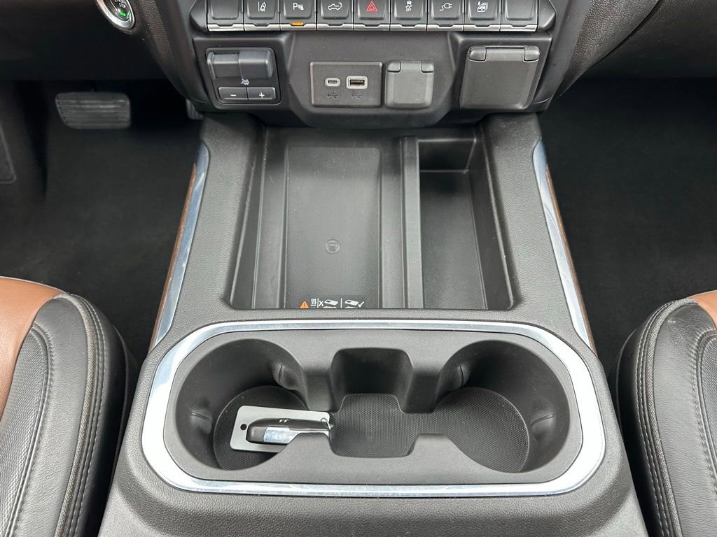Used 2022 Chevrolet Silverado 3500 High Country AWD/4WD image 12