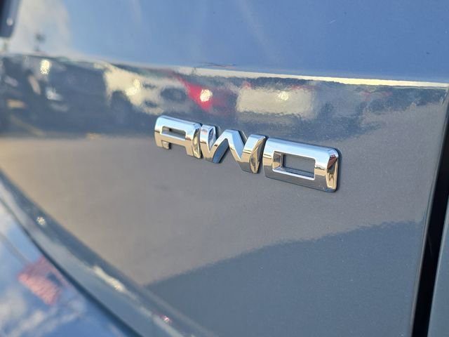 Certified 2024 Ford Escape ST-Line w/ Tech Pack #1 AWD/4WD image 7