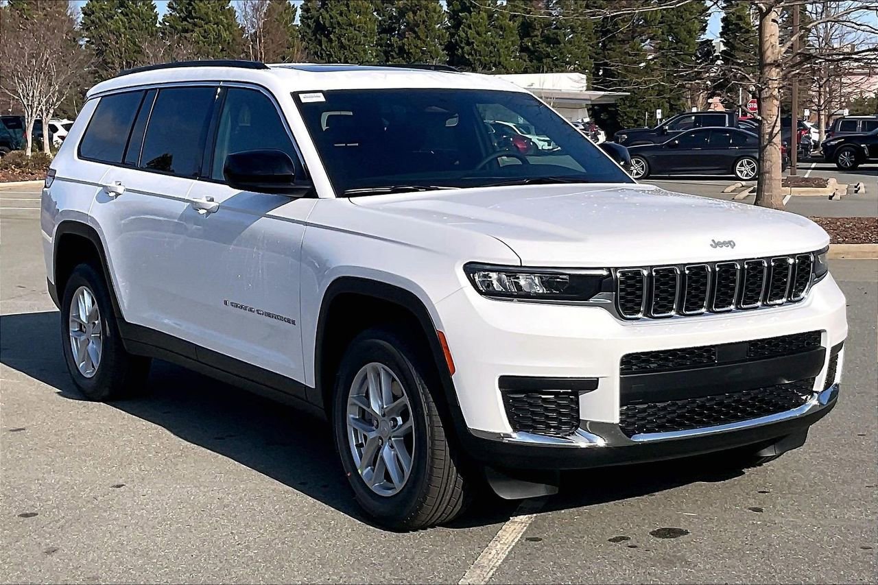 New 2025 Jeep Grand Cherokee L Laredo w/ Luxury Tech Group I image 2
