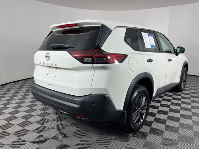 Used 2021 Nissan Rogue S image 10
