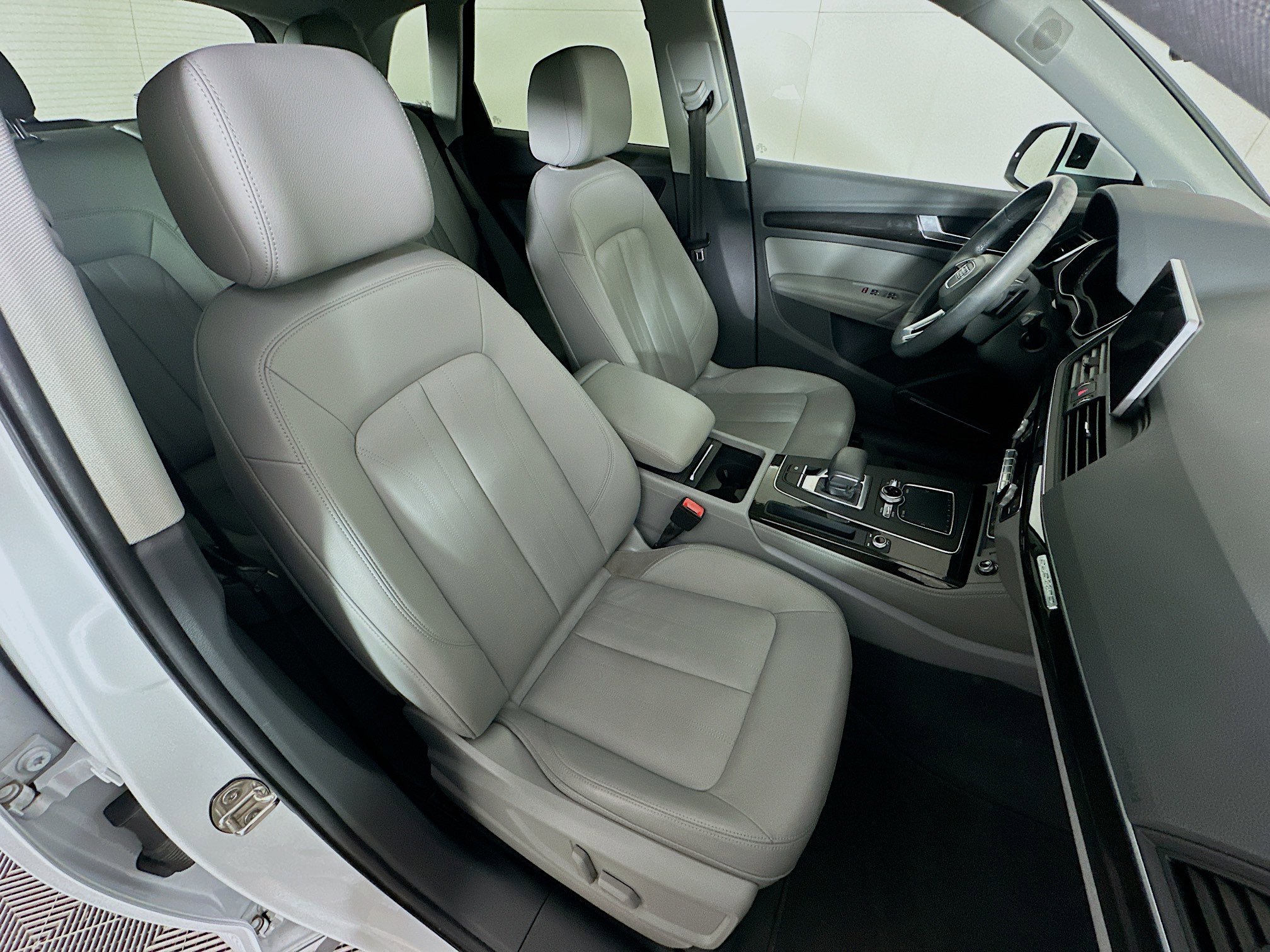 Used 2019 Audi Q5 2.0T Premium Plus AWD/4WD image 33