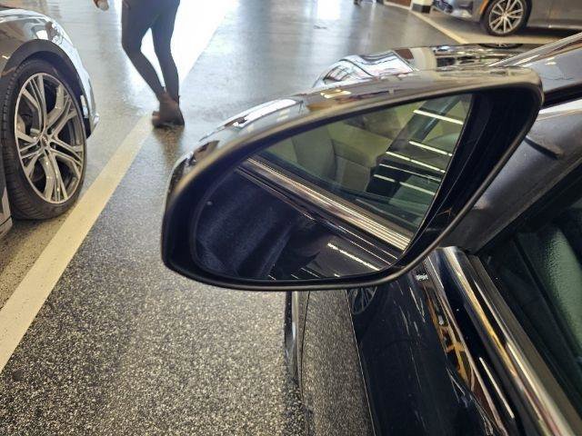 Used 2013 Toyota Camry XLE image 34